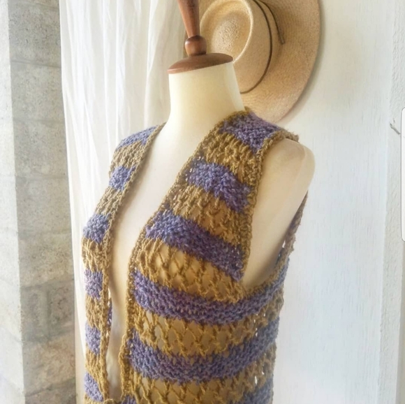 Vintage 70's Crochet Hippie Vest!⭐🌙 - Picture 5 of 8
